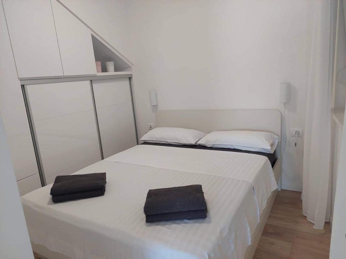Ferienhaus Maestral - Kastel Kambelovac Kaštela Kültér fotó