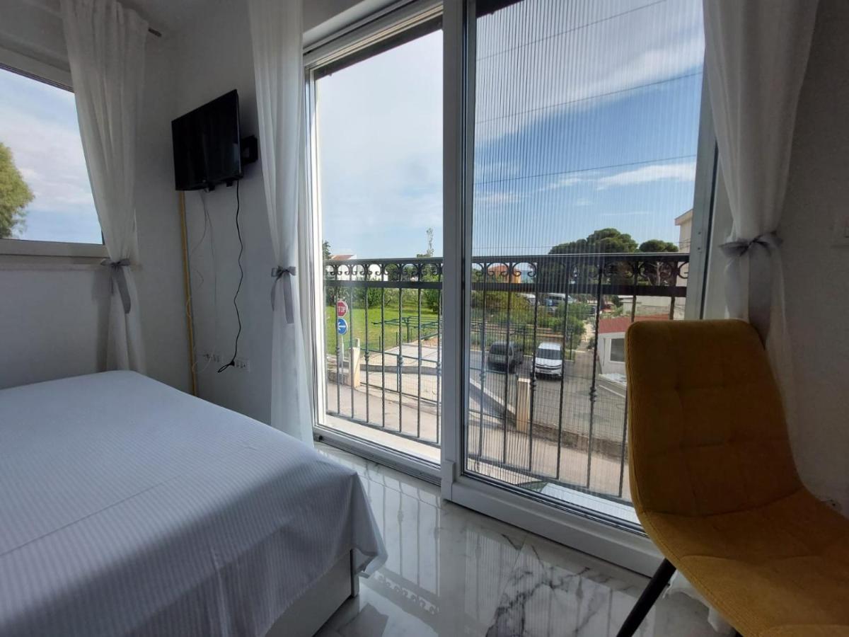 Ferienhaus Maestral - Kastel Kambelovac Kaštela Kültér fotó