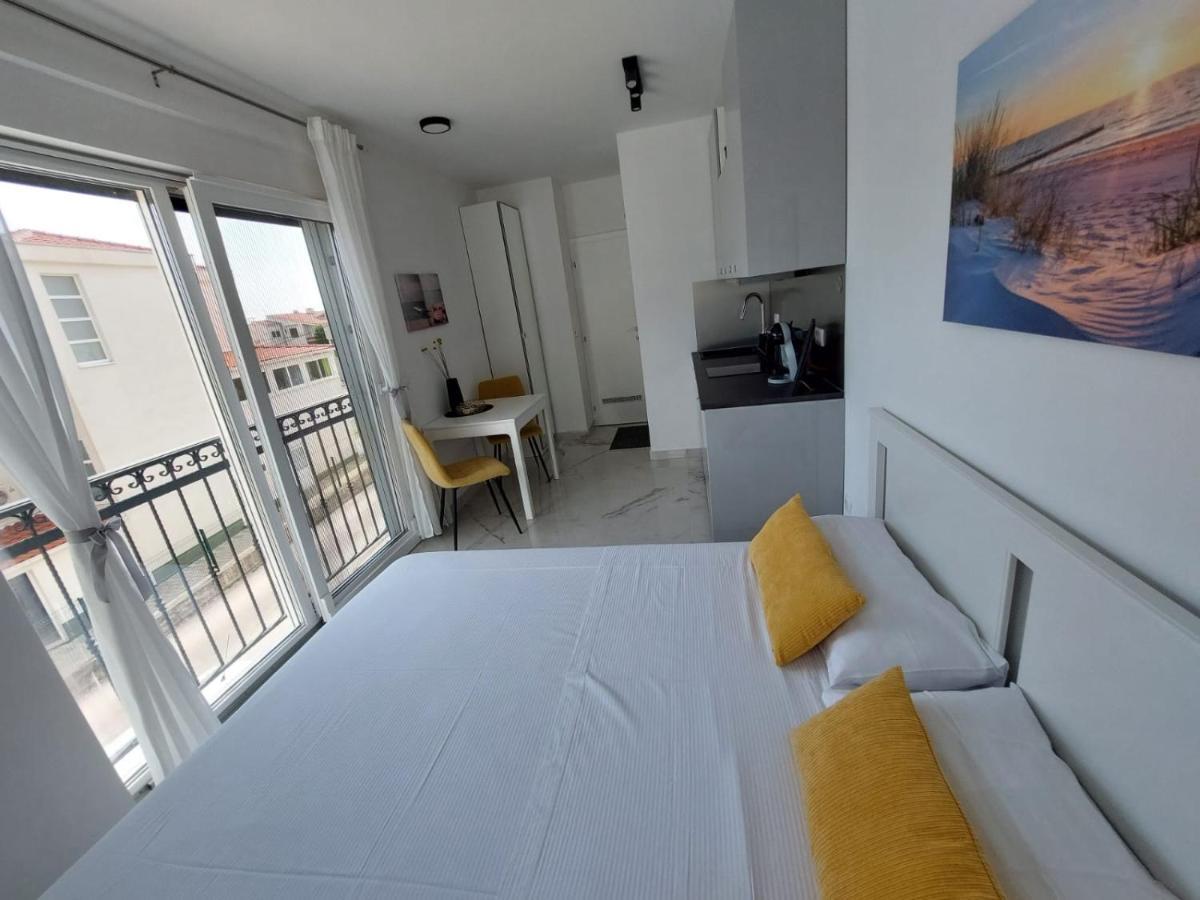 Ferienhaus Maestral - Kastel Kambelovac Kaštela Kültér fotó