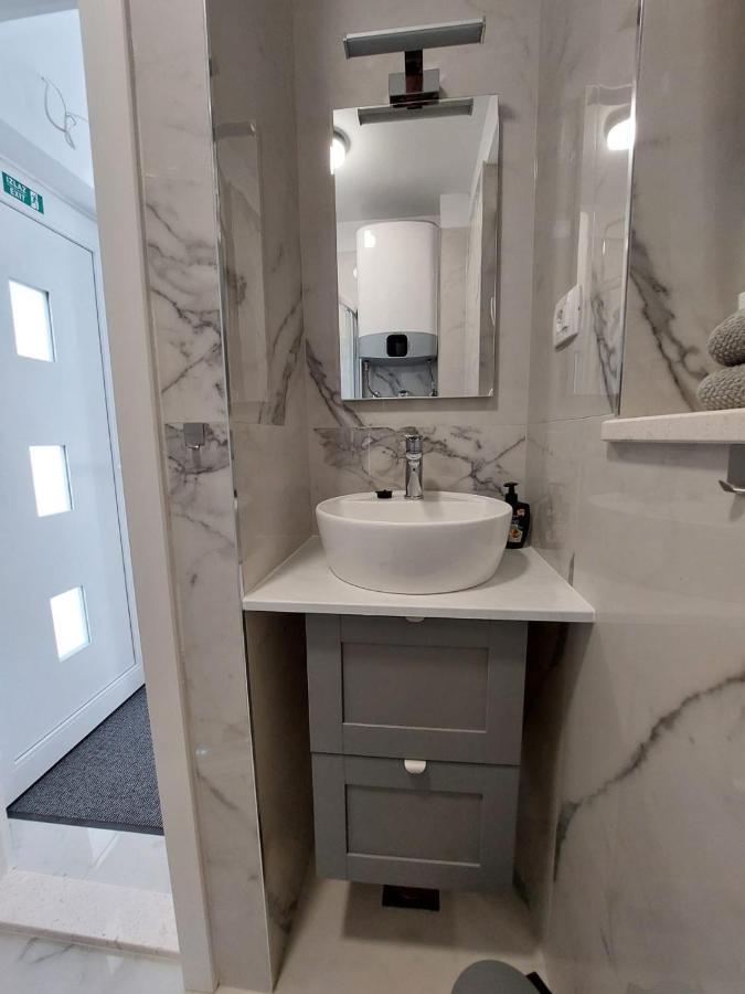Ferienhaus Maestral - Kastel Kambelovac Kaštela Kültér fotó